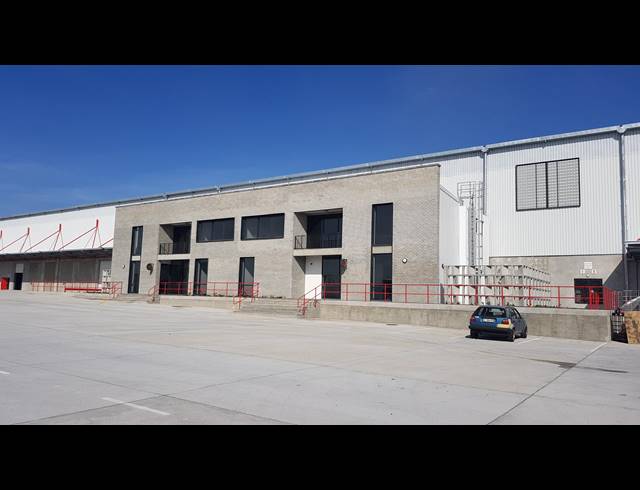 8,330M² WAREHOUSE TO LET IN BELLVILLE SOUTH INDUSTRIA